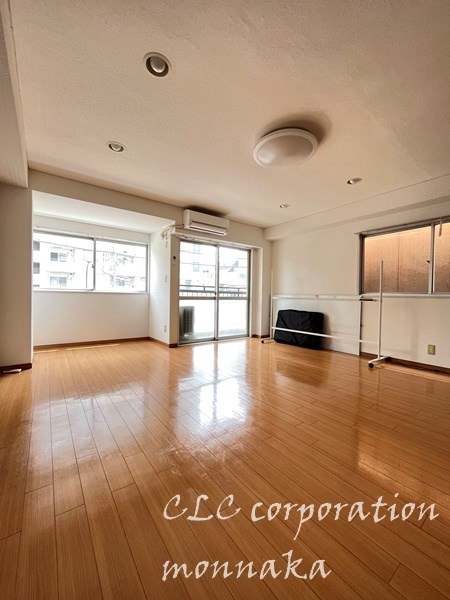 井内ビル ベッドルーム