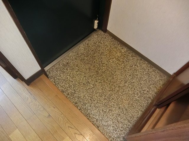 サンハイツみのり 玄関