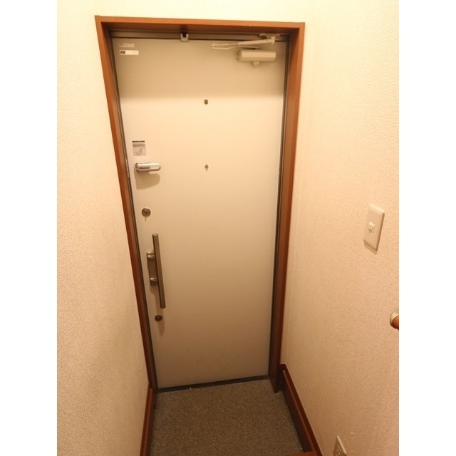 アムール愛宕館 玄関