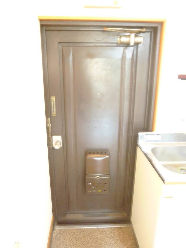 東洋マンション 玄関