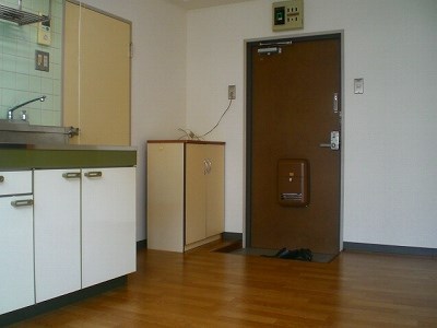 第二日の本ビル リビング