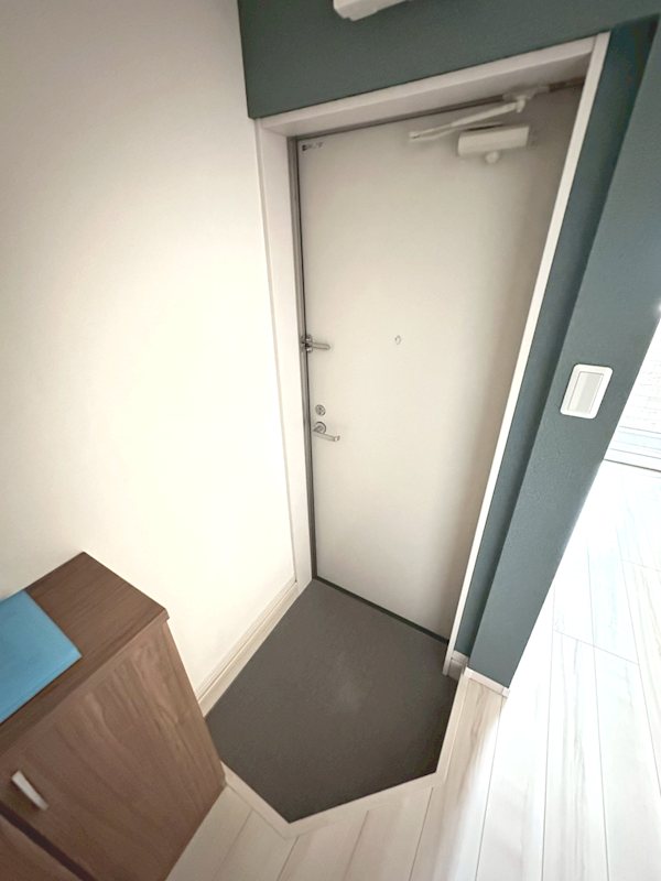 ＭELDIA行徳  玄関