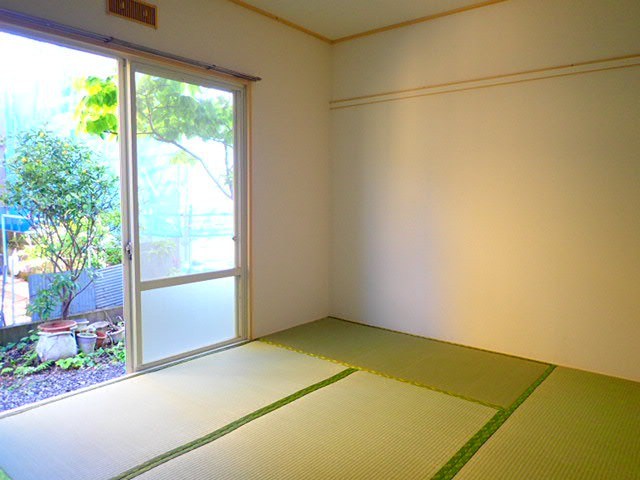 コーポナガタ ベッドルーム