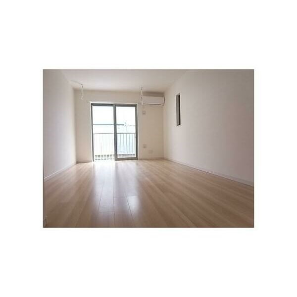 アーバンコート白鳥 リビング