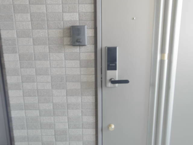 メゾンアルモニー  玄関