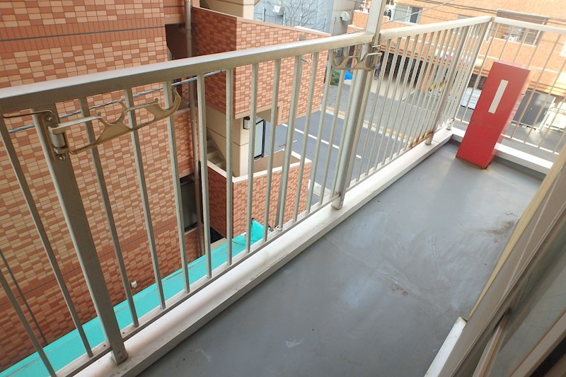 ファミーユＫＩ ベランダ