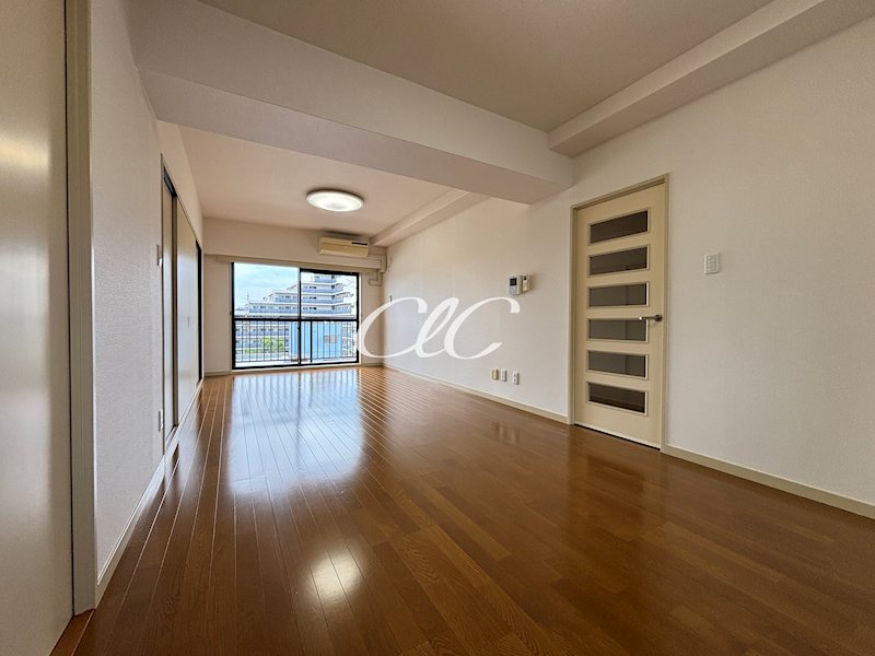 ヴィラコーヨー リビング