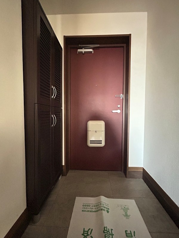 ロジュマン松本 玄関