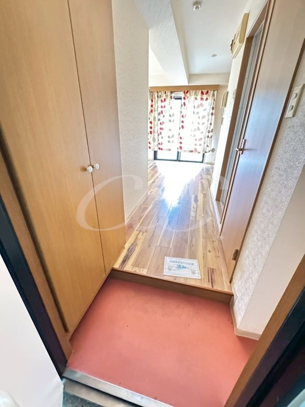 アルバティアラ 玄関