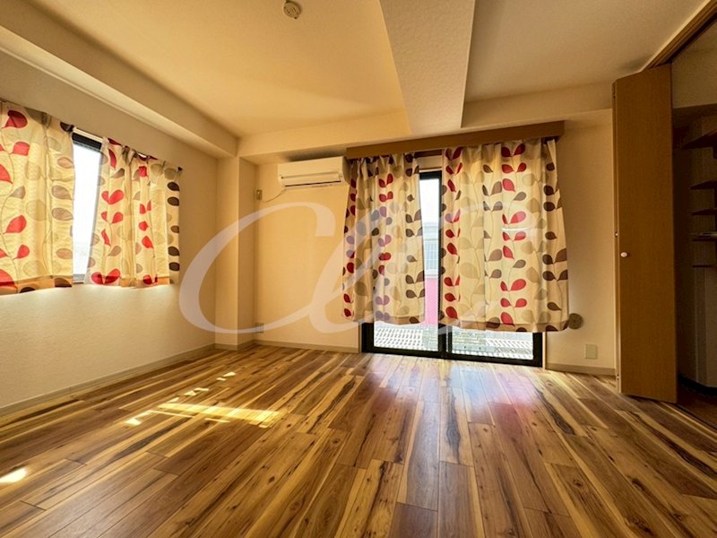 アルバティアラ リビング