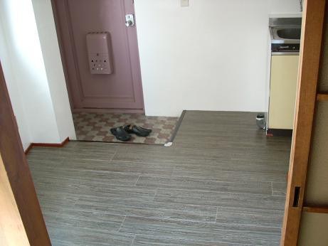 中居町コーポ 玄関