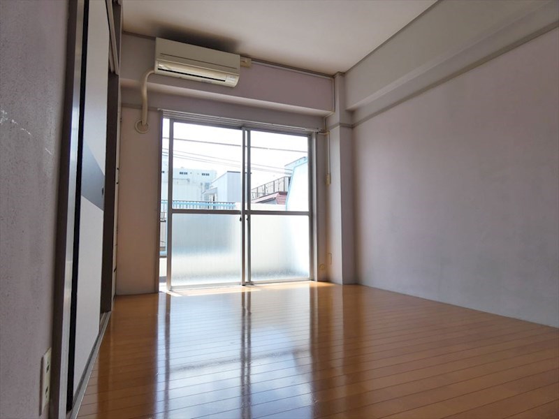 シノセビル ベッドルーム