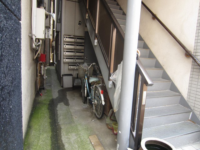 ガディル・タガワ その他4