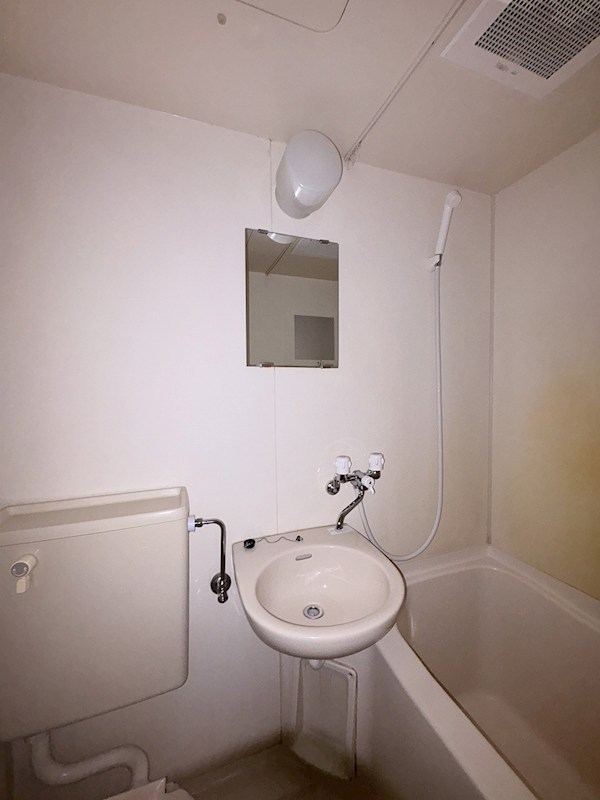 ガディル・タガワ その他9