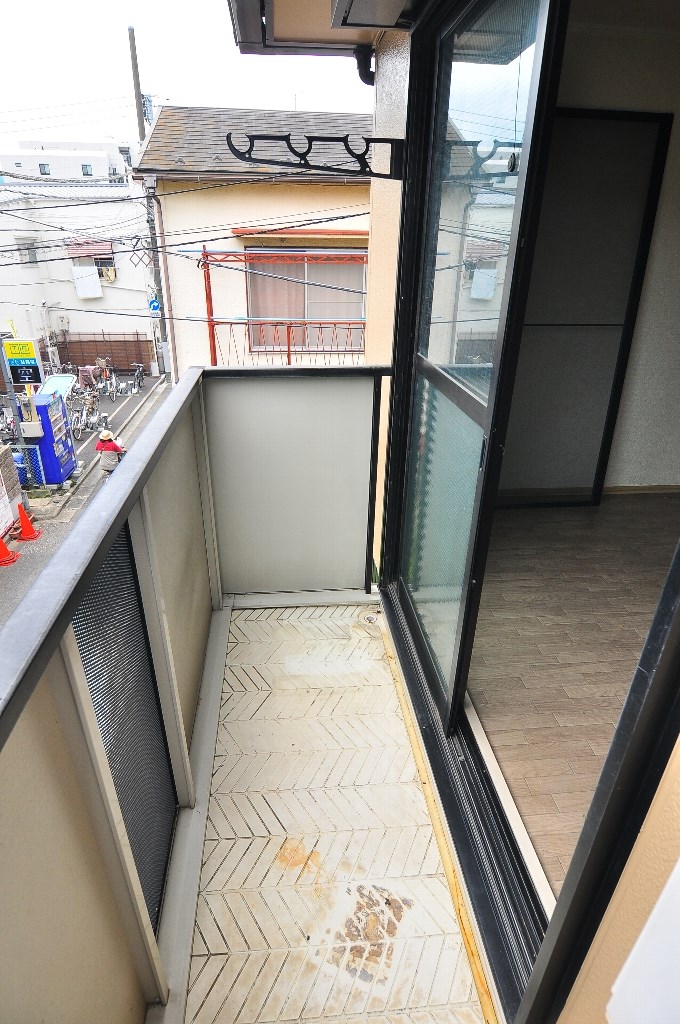 ファミーユ高砂  ベランダ