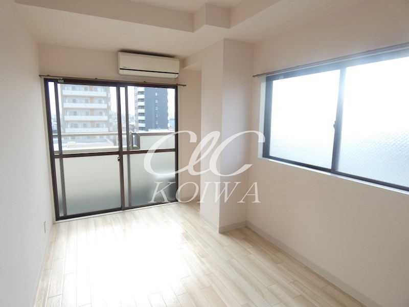 Ｔ&amp;rsquo;ｓ　ｇａｒｄｅｎ小岩  リビング