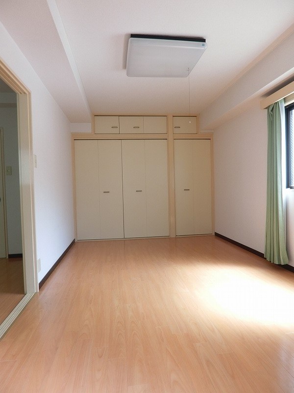 ＹＫビル ベッドルーム