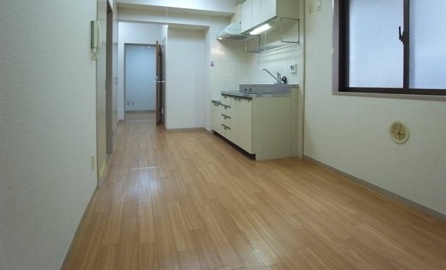 ネクサス巣鴨 リビング