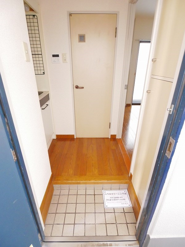 プレシャス西葛西 玄関