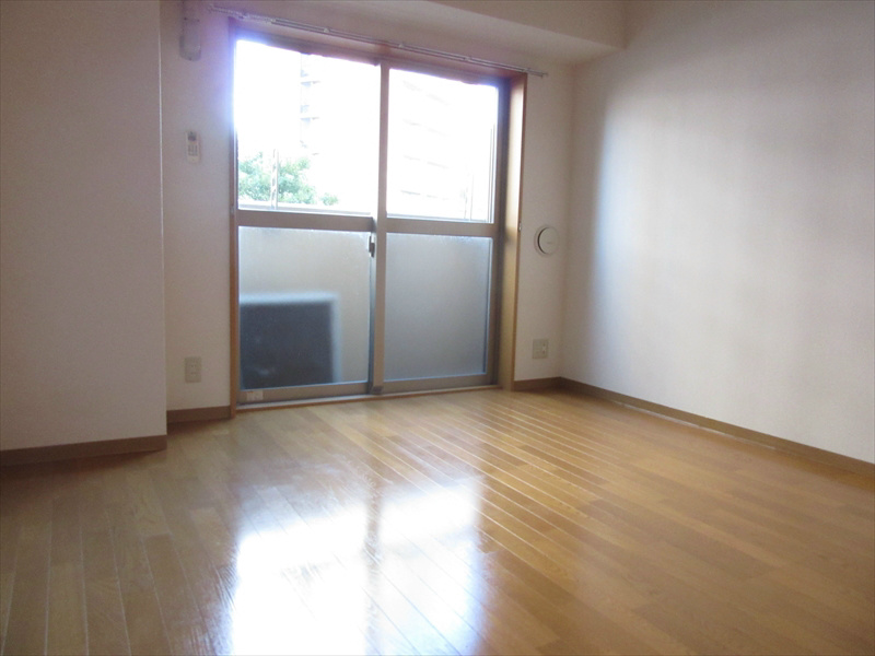 プロムナード岩楯   リビング