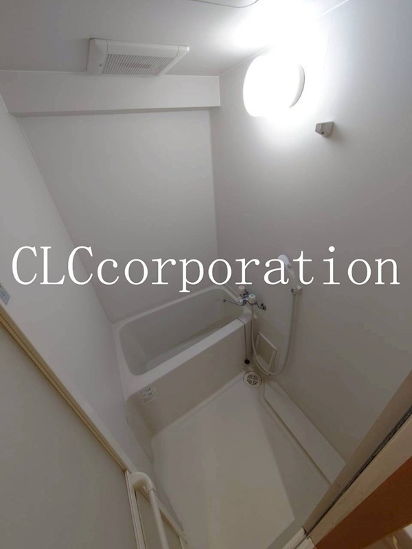 レイ・ローズビル 風呂画像