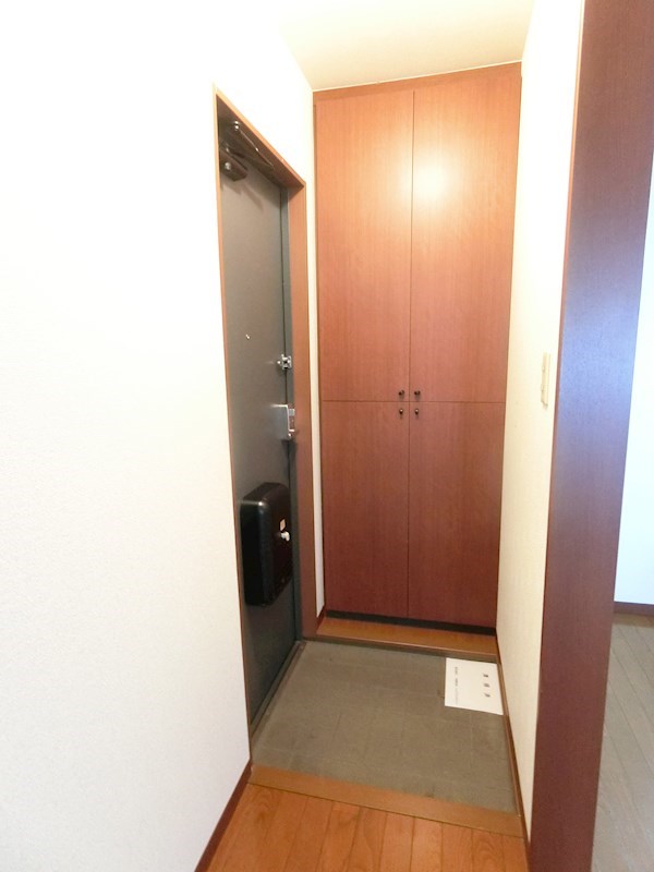 サンパティーク西綾瀬 玄関