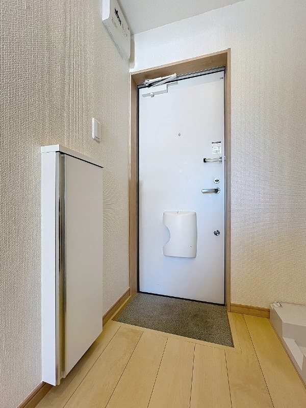 グローリオ 玄関