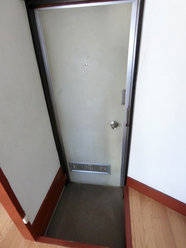 レジデンス豊 玄関