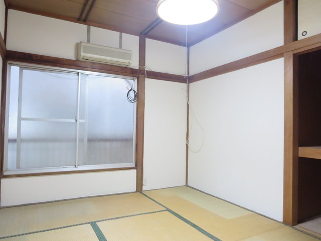 第２鹿利荘 ベッドルーム