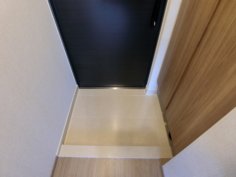 ドゥーエ南千住  玄関