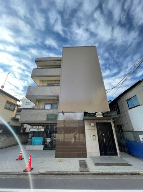 モーターハウスオカモト 外観