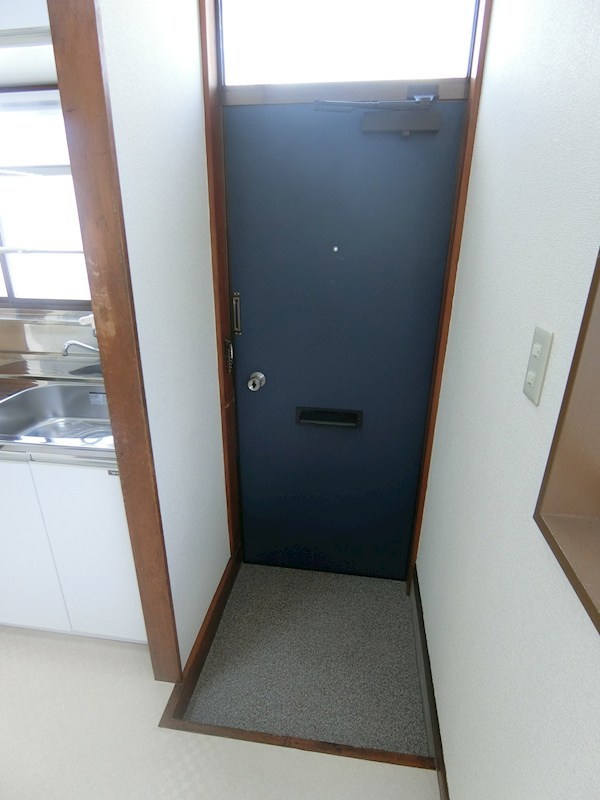 本橋ハイツ 玄関