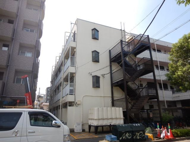 フローラ５ 512号室 外観