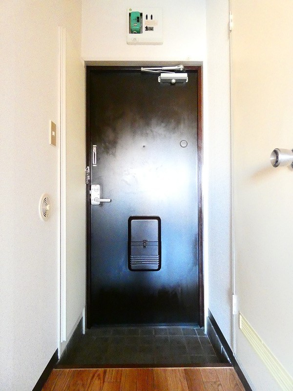 セントラルメゾン 玄関