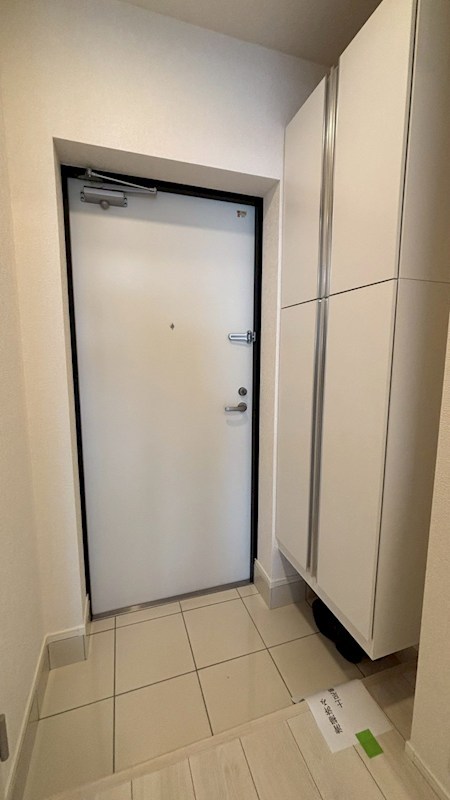 ホライゾンⅢ  玄関