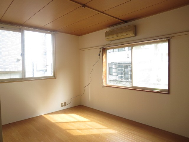 エレガンス ベッドルーム