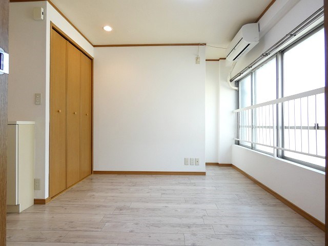 寿々川ビル ベッドルーム