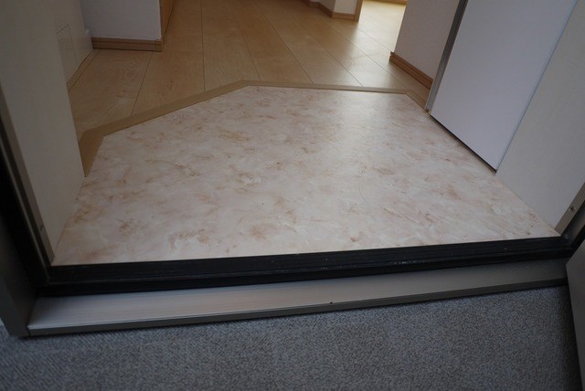 ミレアビターレ北千住 玄関