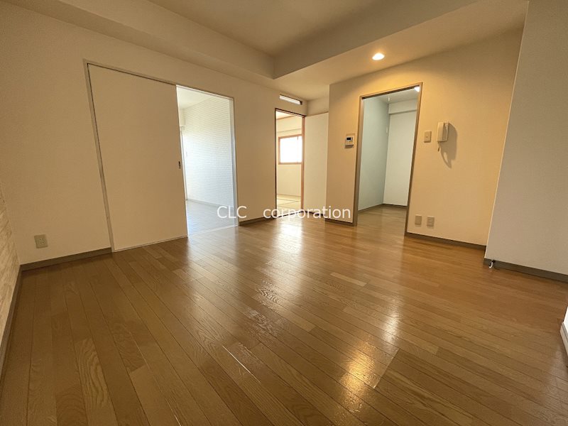 グロリオール里見弐番館 リビング