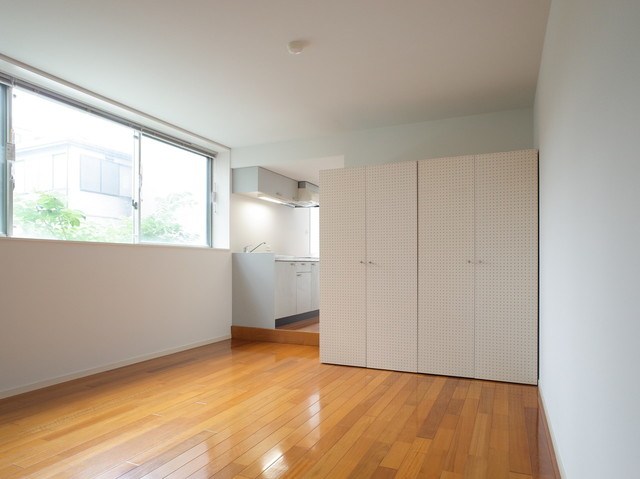 フラットカズン    ベッドルーム