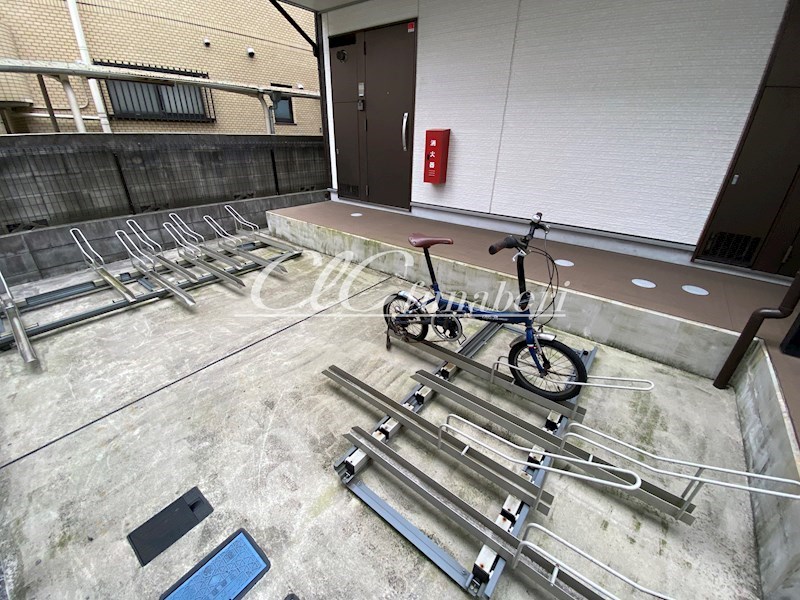 リブリ・ウッドストック その他8