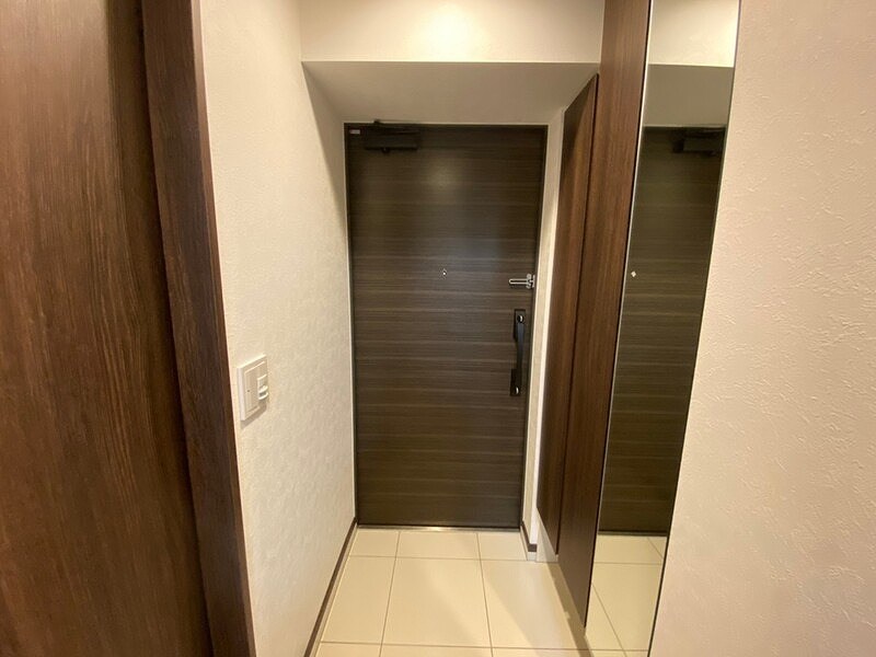 パレステージ町屋参番館 玄関