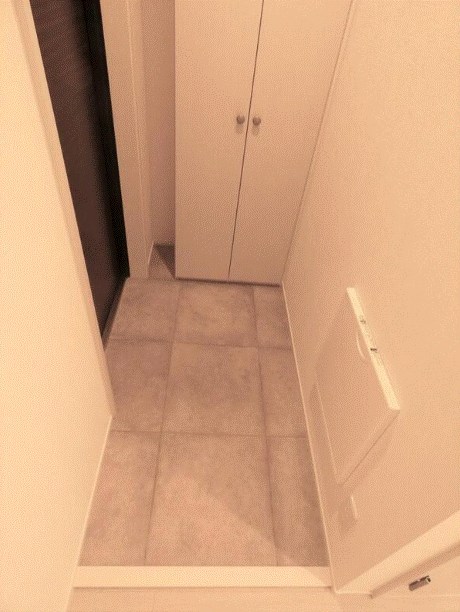 ガーデンホームズ高野  玄関