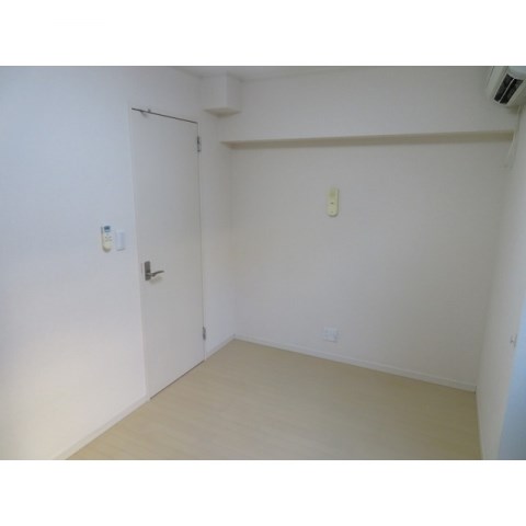 87house ベッドルーム