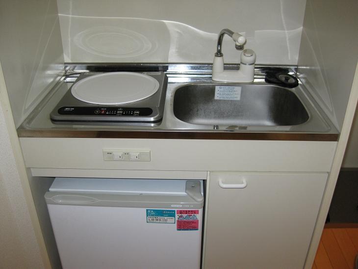 クレヴァービル北綾瀬 キッチン