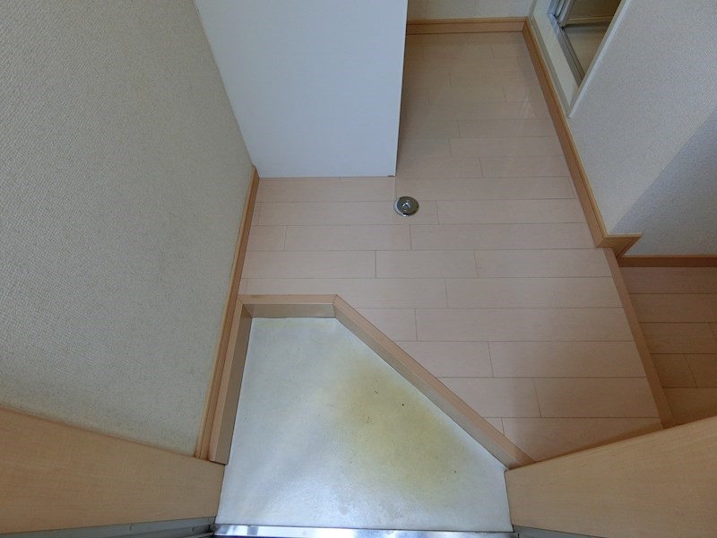 インベスト上野 玄関