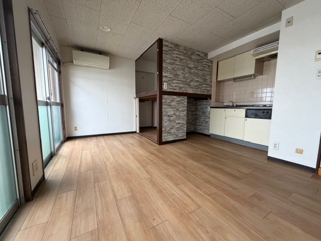 中屋ビル リビング