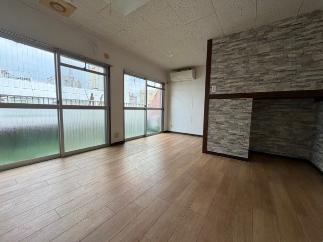 中屋ビル ベッドルーム