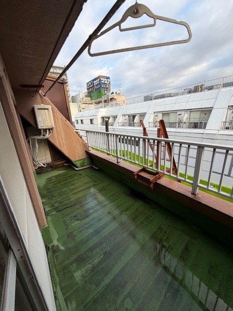 中屋ビル ベランダ