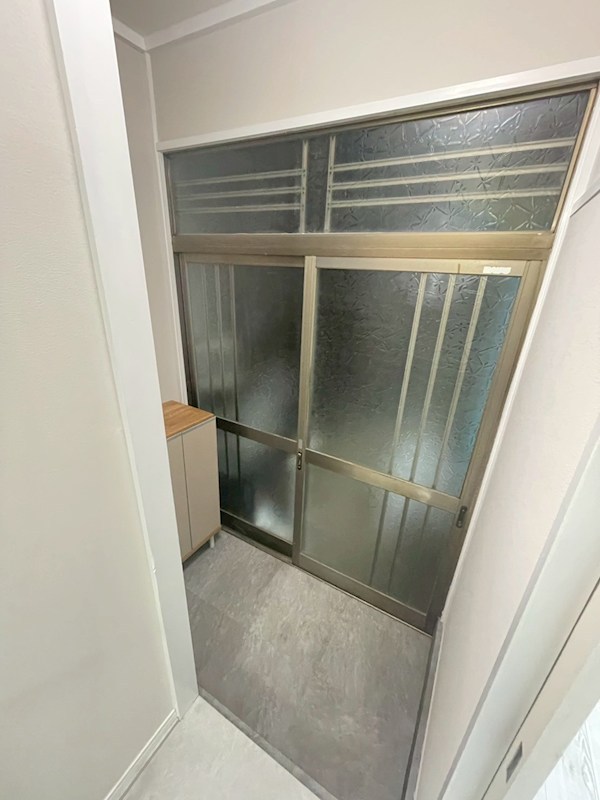 江戸川2丁目戸建 玄関